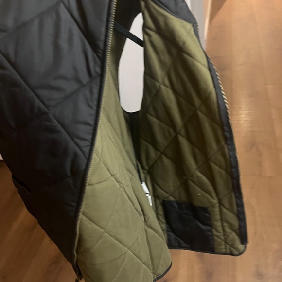 J Crew Quilted Vest - Picture 2 of 4